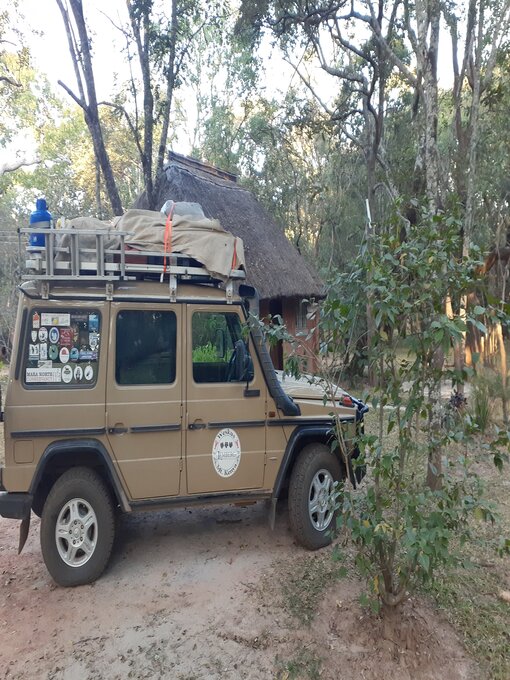 Title details for Van die Weskus tot Kenia by Koos Greeff - Available